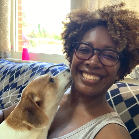 Meet your Posher, Karen - Picture 1 of 1